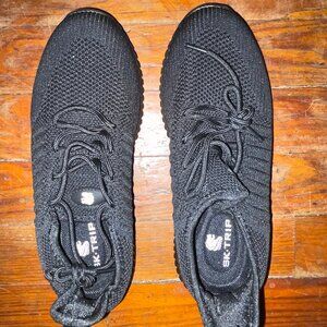 SK-TRIP Black Women's Sneakers Size 5.5